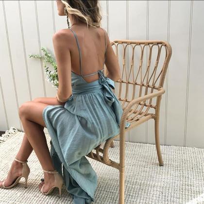Solid Color Sexy Backless Halter Dr..