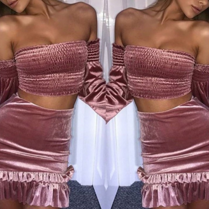 Solid Color Ruffled One-shoulder Two-piece Dress