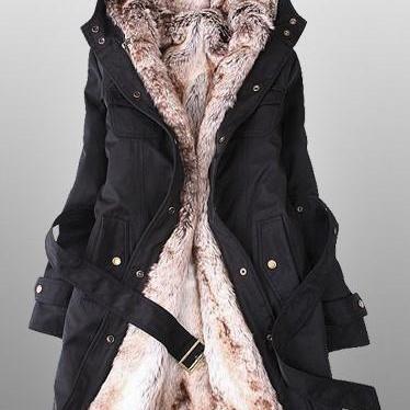 Black Parka With Faux Fur Inner YU0..