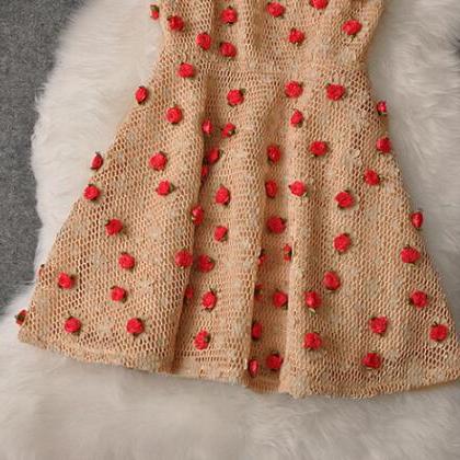 Embroidery Round Neck Sleeveless Dress Gf30101jh