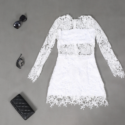 Long-sleeved Round Neck White Lace Dress Vc30719mn