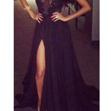 Elegant Black Lace And Chiffon Long Dress..