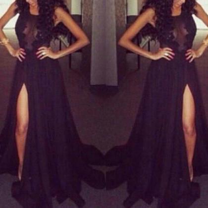Elegant Black Lace And Chiffon Long Dress..
