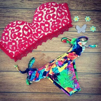 Red Lace Print Than The Base Split Swimsuit..