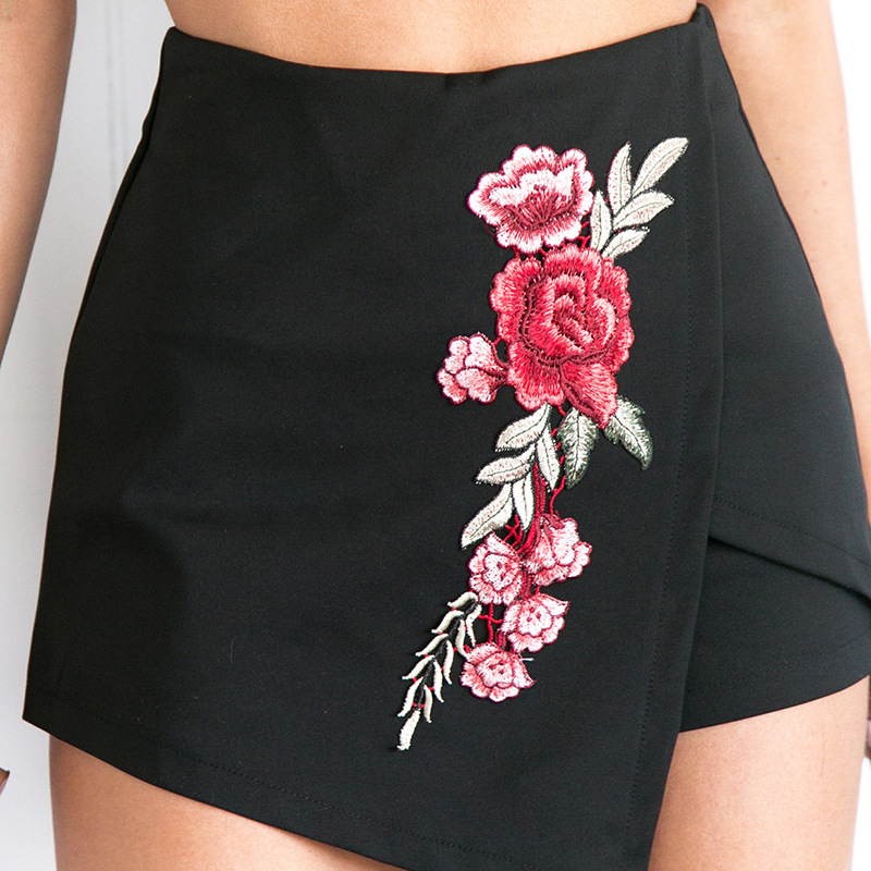 Sexy Embroidery Shorts Bv52317mn