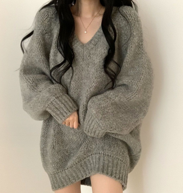 Large Size Women's Retro Loose Knit Long Sleeved Sweater