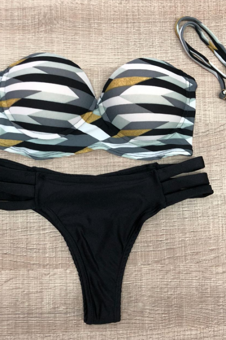 Striped Print Two Pieces Bikini Set Swimsuit