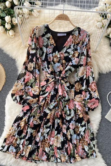 Sweet V-Neck Ruffle Floral Dress